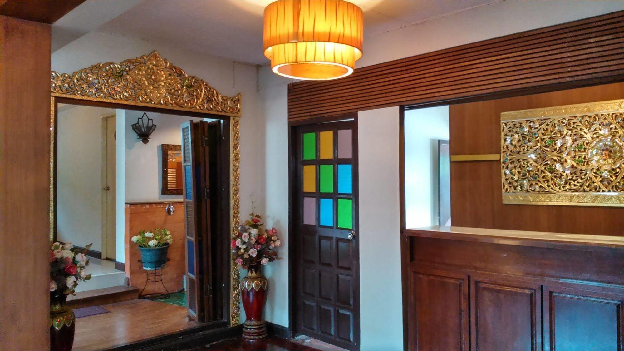 Rachamankha Flora House Hotel Chiang Mai Eksteriør billede